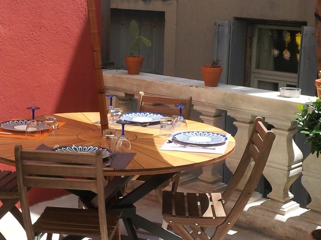 La Terrasse Du Marche Aux Fleurs Apartment Montpellier Luaran gambar