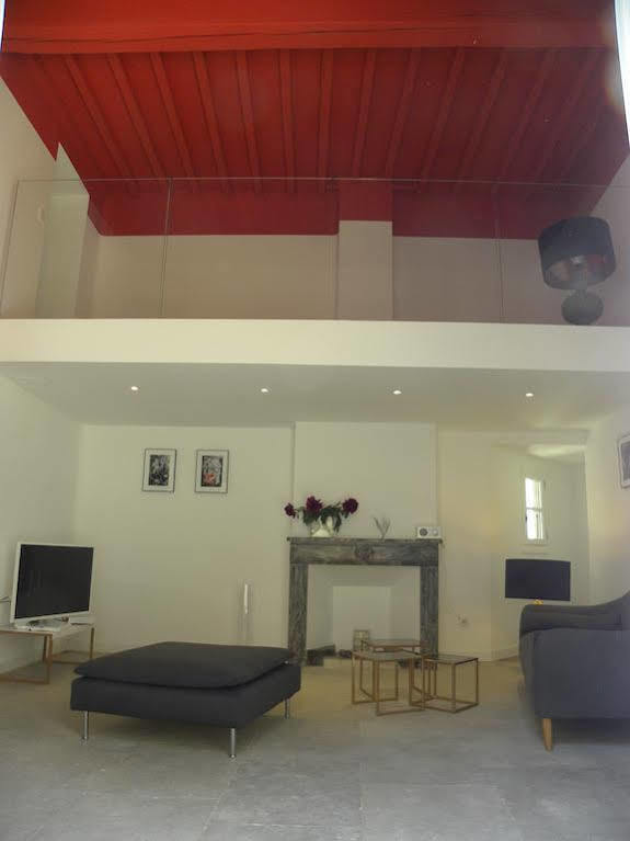 La Terrasse Du Marche Aux Fleurs Apartment Montpellier Luaran gambar